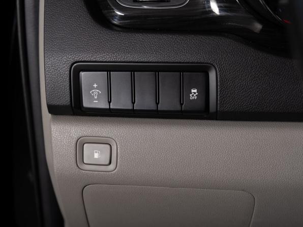 Kia Carnival III с пробегом 2019 года, цена 2 721 000 рублей, 148200 км, минивэн, Автокод Объявления