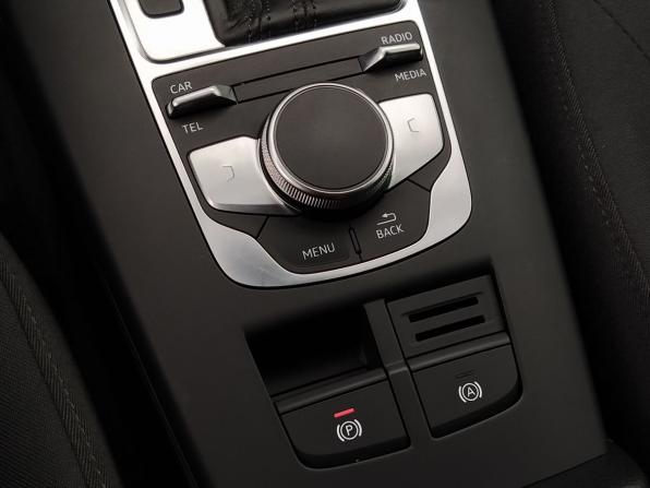 Audi A3 III (8V) Рестайлинг с пробегом 2018 года, цена 2 000 000 рублей, 103000 км, седан, Автокод Объявления