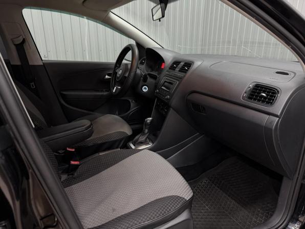 Volkswagen Polo V с пробегом 2013 года, цена 923 000 рублей, 173256 км, седан, Автокод Объявления