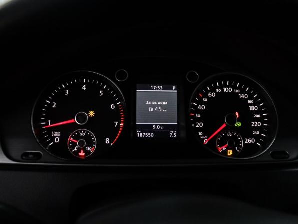 Volkswagen Passat B7 с пробегом 2012 года, цена 1 019 000 рублей, 187550 км, седан, Автокод Объявления