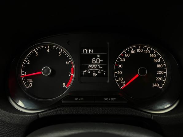 Volkswagen Polo V Рестайлинг с пробегом 2017 года, цена 1 050 000 рублей, 127000 км, седан, Автокод Объявления