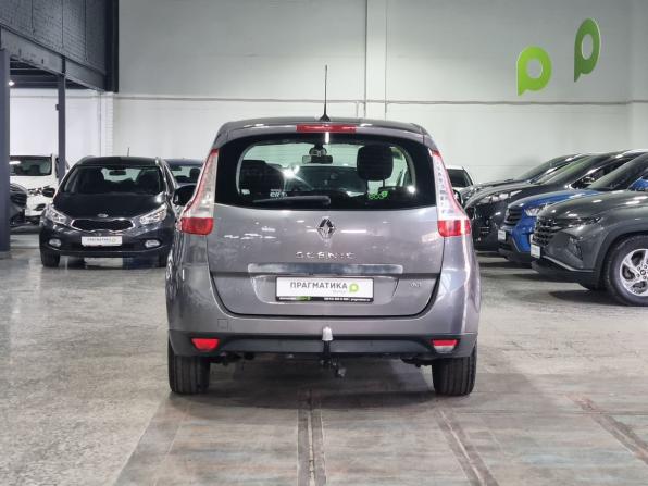 Renault Scenic III Рестайлинг 2 с пробегом 2014 года, цена 759 000 рублей, 199737 км, компактвэн, Автокод Объявления