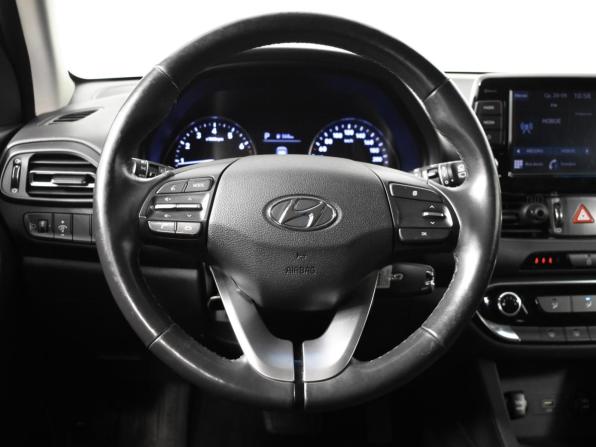Hyundai i30 III Рестайлинг 2 с пробегом 2022 года, цена 1 690 100 рублей, 84222 км, универсал, Автокод Объявления