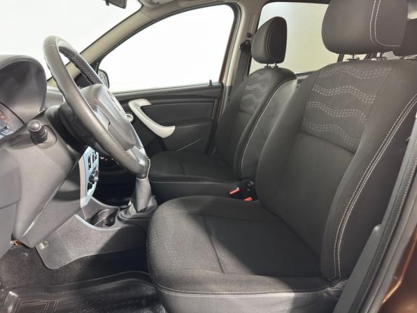 Renault Sandero I с пробегом 2014 года, цена 649 900 рублей, 138123 км, хэтчбек, Автокод Объявления