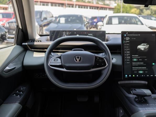 Changan Lamore с пробегом 2023 года, цена 1 979 000 рублей, 20606 км, седан, Автокод Объявления