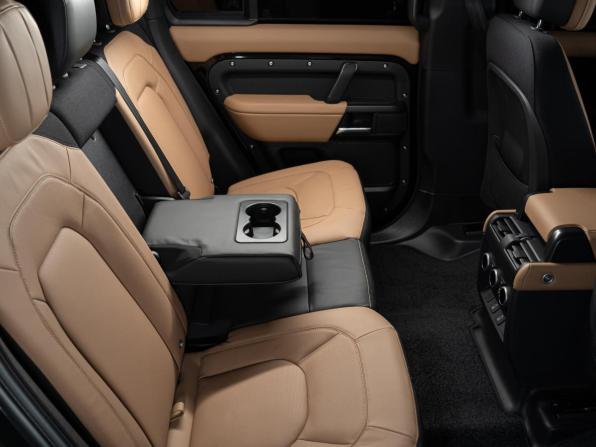 Новый Land Rover Defender II 2026 года, цена 16 890 000 рублей, внедорожник, Автокод Объявления