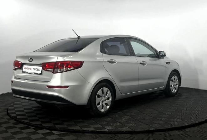 Kia Rio III Рестайлинг с пробегом 2015 года, цена 1 050 000 рублей, 134600 км, седан, Автокод Объявления
