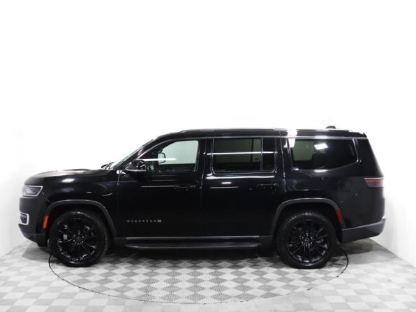 Jeep Wagoneer WS с пробегом 2022 года, цена 8 270 000 рублей, 33500 км, внедорожник, Автокод Объявления