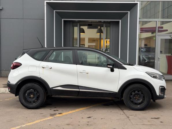 Renault Kaptur I Рестайлинг с пробегом 2021 года, цена 937 000 рублей, 159777 км, внедорожник, Автокод Объявления