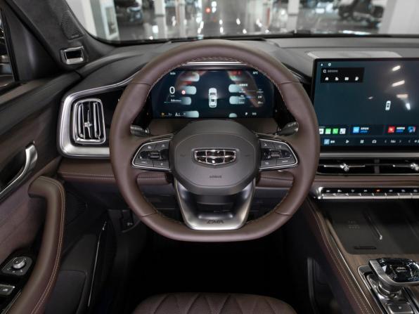 Geely Monjaro I Рестайлинг 2 с пробегом 2026 года, цена 4 100 000 рублей, 1 км, внедорожник, Автокод Объявления