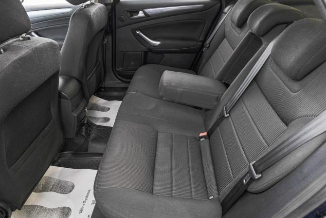 Ford Mondeo IV Рестайлинг с пробегом 2012 года, цена 699 000 рублей, 230000 км, седан, Автокод Объявления