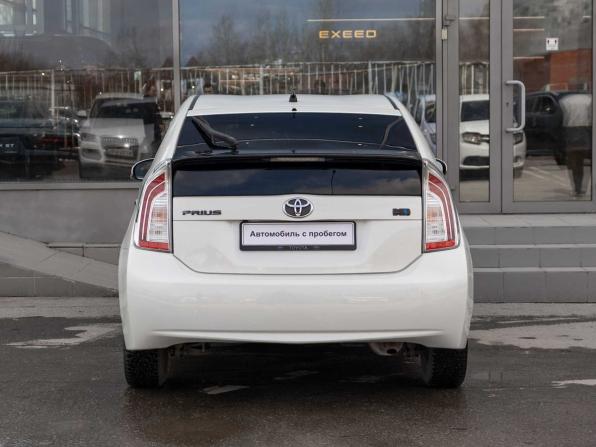 Toyota Prius III Рестайлинг (XW30) с пробегом 2012 года, цена 1 010 000 рублей, 180225 км, лифтбек, Автокод Объявления