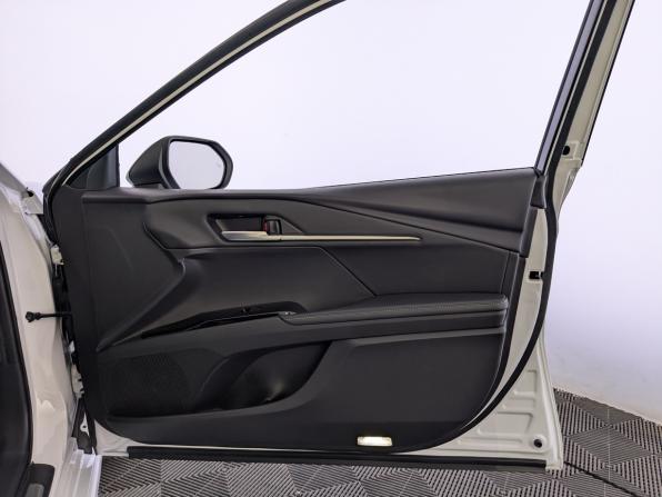 Toyota Camry IX (XV80) China Market с пробегом 2024 года, цена 3 850 000 рублей, 12589 км, седан, Автокод Объявления