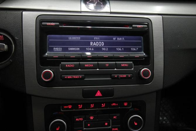 Volkswagen Passat B7 с пробегом 2011 года, цена 920 000 рублей, 260000 км, седан, Автокод Объявления
