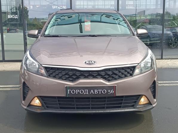 Kia Rio IV Рестайлинг с пробегом 2020 года, цена 1 470 000 рублей, 74406 км, седан, Автокод Объявления