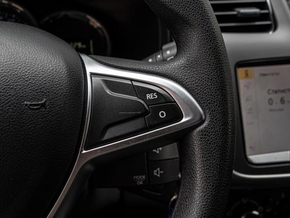 Renault Sandero II Рестайлинг с пробегом 2020 года, цена 1 239 000 рублей, 66329 км, хэтчбек, Автокод Объявления