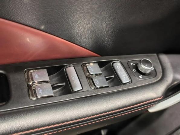 Geely Coolray I с пробегом 2023 года, цена 1 695 000 рублей, 64250 км, внедорожник, Автокод Объявления