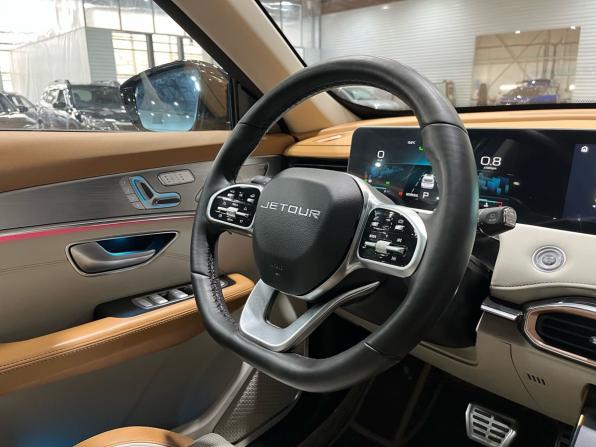 JETOUR X70+ I Рестайлинг с пробегом 2023 года, цена 1 950 000 рублей, 64851 км, внедорожник, Автокод Объявления