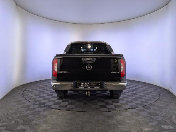 Mercedes-Benz X-Класс I с пробегом 2018 года, цена 3 915 000 рублей, 101113 км, offers.body_type.unknown, Автокод Объявления