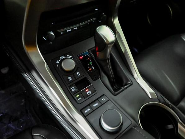 Lexus NX I с пробегом 2016 года, цена 2 700 000 рублей, 156764 км, внедорожник, Автокод Объявления