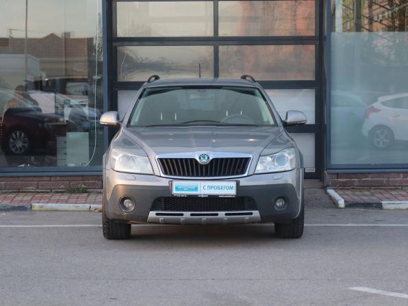 Skoda Octavia II (A5) Рестайлинг с пробегом 2012 года, цена 949 000 рублей, 253000 км, универсал, Автокод Объявления