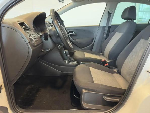Volkswagen Polo V с пробегом 2014 года, цена 699 000 рублей, 266096 км, седан, Автокод Объявления