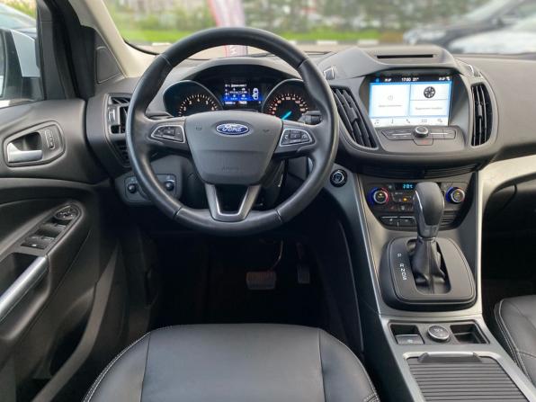 Ford Kuga II Рестайлинг с пробегом 2018 года, цена 1 330 000 рублей, 168233 км, внедорожник, Автокод Объявления