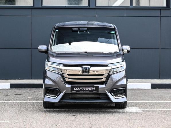 Honda Stepwgn V Рестайлинг с пробегом 2021 года, цена 2 649 000 рублей, 57148 км, минивэн, Автокод Объявления
