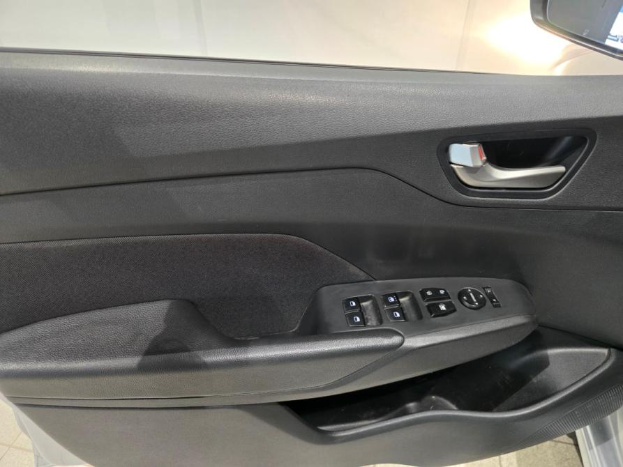 Hyundai Solaris II Самара  - изображение 10