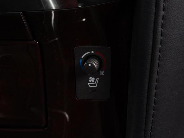 Lexus LX III с пробегом 2011 года, цена 3 579 000 рублей, 289381 км, внедорожник, Автокод Объявления