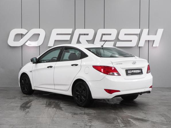 Hyundai Solaris I Рестайлинг с пробегом 2016 года, цена 919 000 рублей, 144562 км, седан, Автокод Объявления