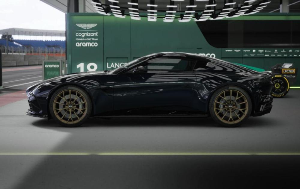Aston Martin V8 Vantage IV Рестайлинг Москва  - изображение 4