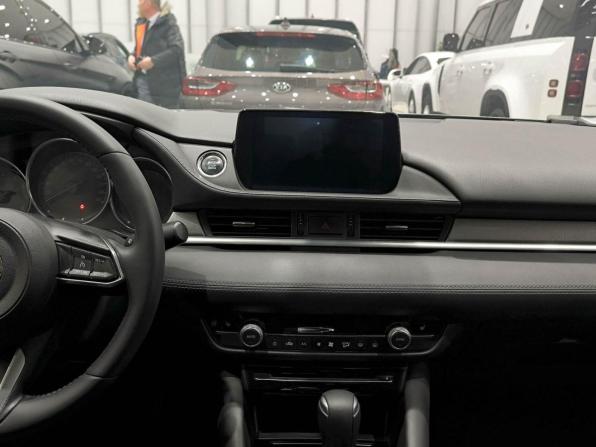 Mazda 6 III (GJ) Рестайлинг 2 с пробегом 2021 года, цена 2 490 000 рублей, 62572 км, седан, Автокод Объявления