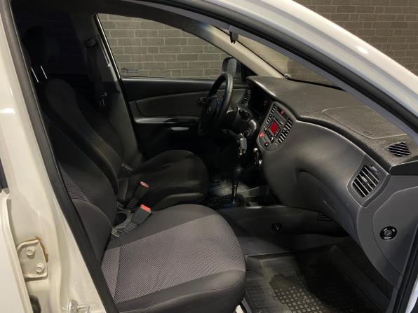 Kia Rio II Рестайлинг с пробегом 2011 года, цена 779 000 рублей, 139088 км, хэтчбек, Автокод Объявления