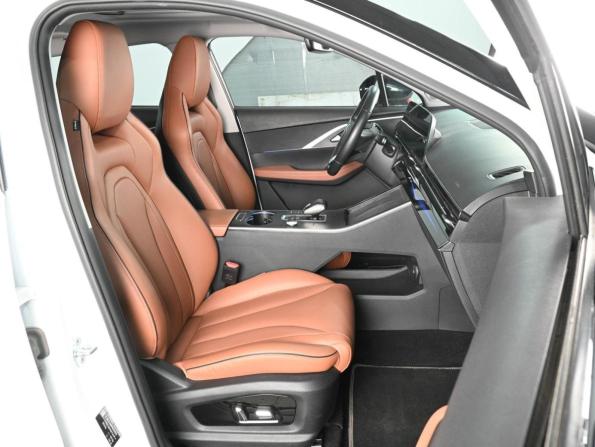 Omoda C5 I с пробегом 2022 года, цена 1 979 000 рублей, 15120 км, внедорожник, Автокод Объявления