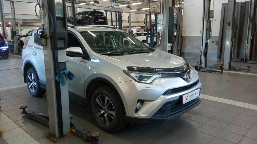 Toyota RAV4 IV (XA40) Рестайлинг Санкт-Петербург  - изображение 2