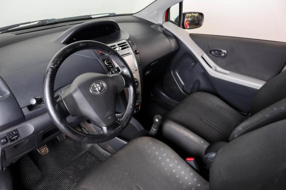 Toyota Yaris II Пермь  - изображение 9