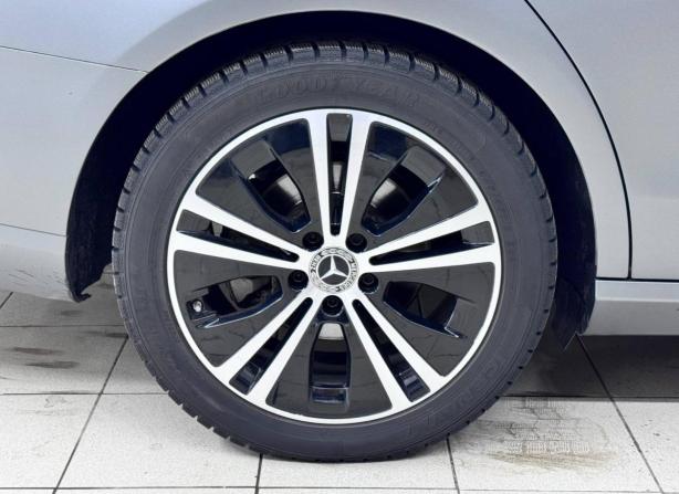 Mercedes-Benz E-Класс V (W213 S213 C238) Рестайлинг с пробегом 2021 года, цена 4 799 000 рублей, 86000 км, седан, Автокод Объявления