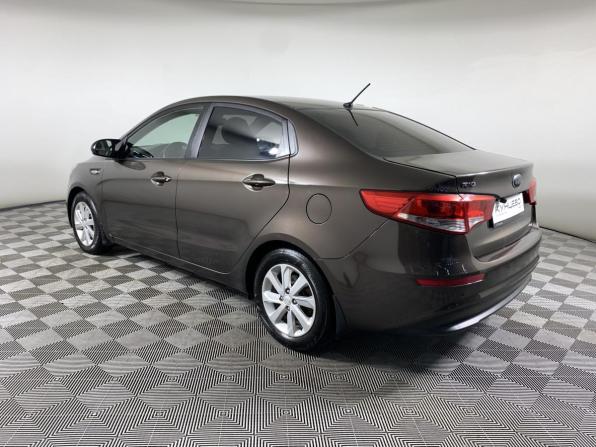 Kia Rio III Рестайлинг с пробегом 2016 года, цена 929 000 рублей, 180688 км, седан, Автокод Объявления