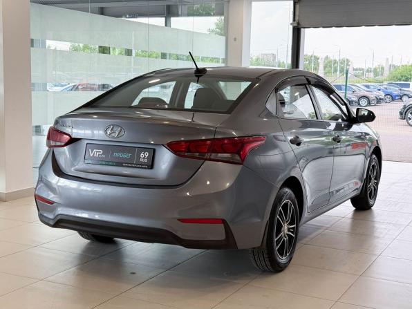 Hyundai Solaris II с пробегом 2018 года, цена 1 115 000 рублей, 104586 км, седан, Автокод Объявления