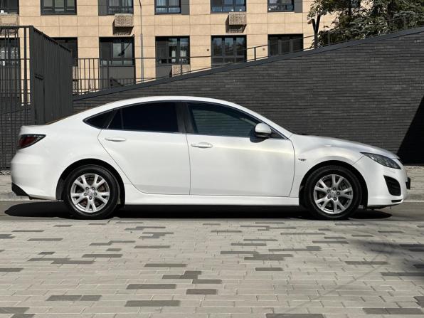 Mazda 6 II (GH) Рестайлинг с пробегом 2010 года, цена 750 000 рублей, 310690 км, лифтбек, Автокод Объявления