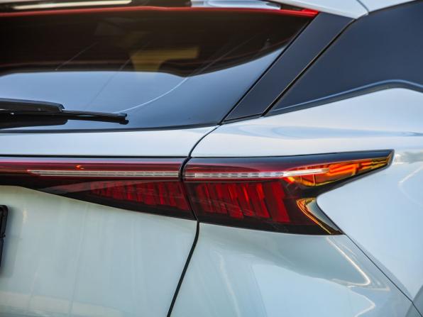 Omoda C5 I с пробегом 2023 года, цена 1 598 000 рублей, 47673 км, внедорожник, Автокод Объявления