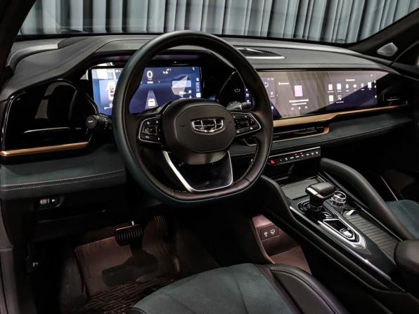 Geely Monjaro I с пробегом 2023 года, цена 3 099 000 рублей, 25458 км, внедорожник, Автокод Объявления