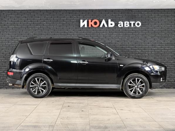 Mitsubishi Outlander II Рестайлинг с пробегом 2009 года, цена 980 000 рублей, 347784 км, внедорожник, Автокод Объявления