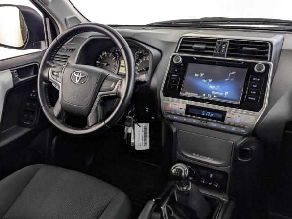 Toyota Land Cruiser Prado 150 Series Рестайлинг 2 с пробегом 2018 года, цена 4 350 000 рублей, 84348 км, внедорожник, Автокод Объявления