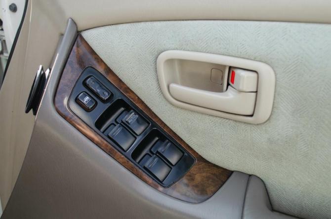 Toyota Harrier I (XU10) с пробегом 1999 года, цена 670 000 рублей, 356899 км, внедорожник, Автокод Объявления
