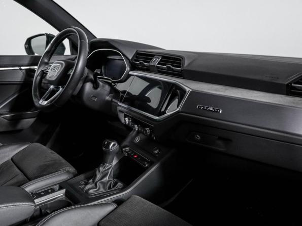Audi Q3 II (F3) с пробегом 2021 года, цена 4 160 000 рублей, 50000 км, внедорожник, Автокод Объявления