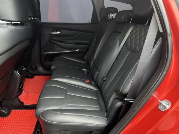 Hyundai Santa Fe IV Рестайлинг с пробегом 2021 года, цена 3 300 000 рублей, 96320 км, внедорожник, Автокод Объявления