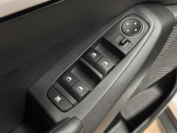 Kia Seltos I Рестайлинг с пробегом 2025 года, цена 2 700 000 рублей, 50 км, внедорожник, Автокод Объявления