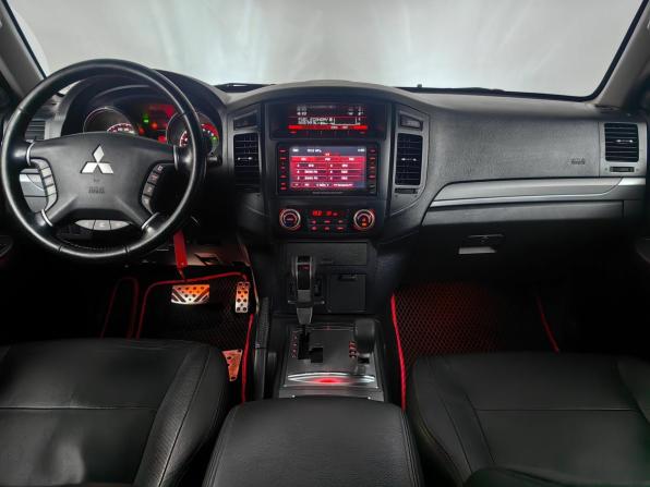 Mitsubishi Pajero IV Рестайлинг 1 с пробегом 2012 года, цена 1 799 000 рублей, 158618 км, внедорожник, Автокод Объявления